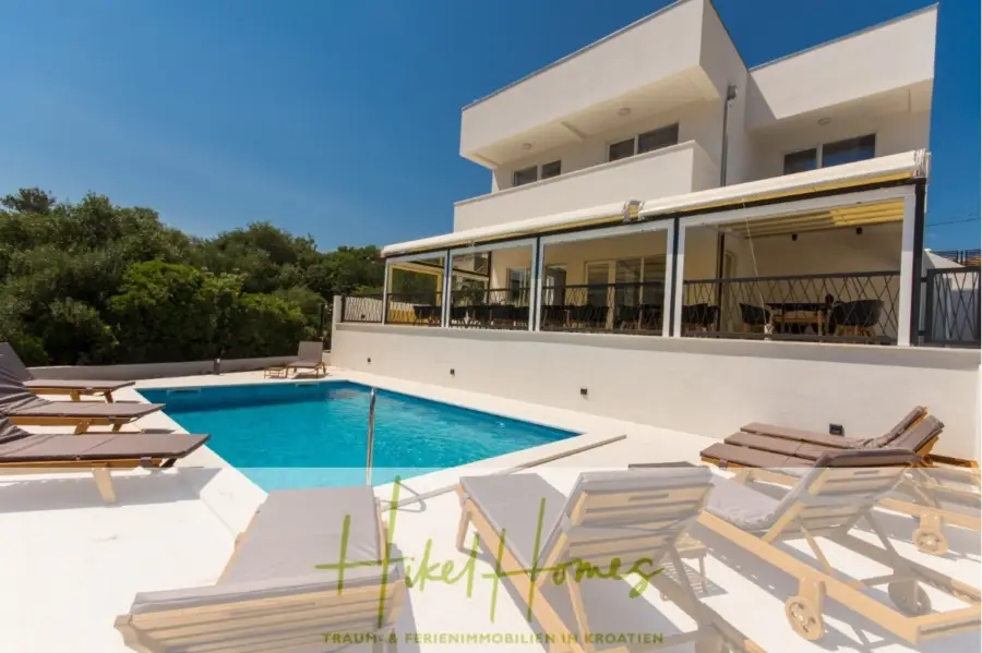 340m² Villa mit Pool auf der Insel Ciovo - vollständig möbiliert - auch Boutiquehotel möglich - Bild...