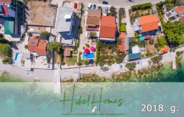 Bild... - 1. Reihe dirkt Meer mit 5 SZ, Pool, Jacuzzi, … auf der Insel Ciovo (bei Trogir mit 2 Brücken)